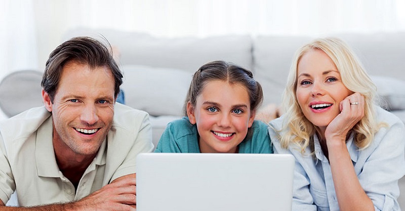 کنترل نوجوان در اینترنت با الگوبرداری از والدین