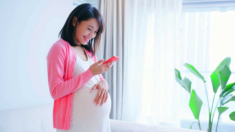 در دوران بارداری و حاملگی چقدر می توان از گوشی استفاده کرد؟